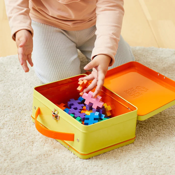 Metal Suitcase w/ 70 pcs BIG