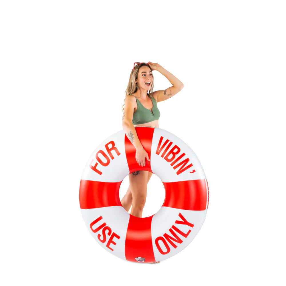Vibin' Float