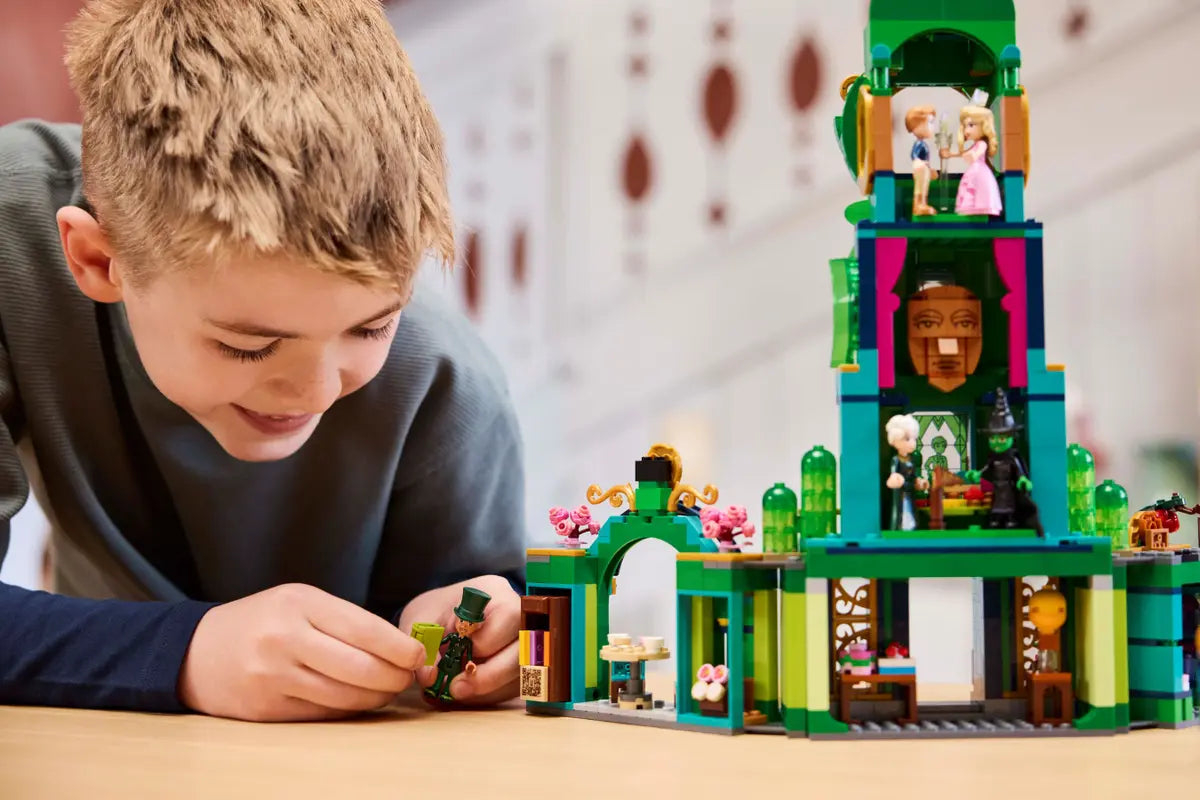 LEGO Wicked: Welcome to Emerald City