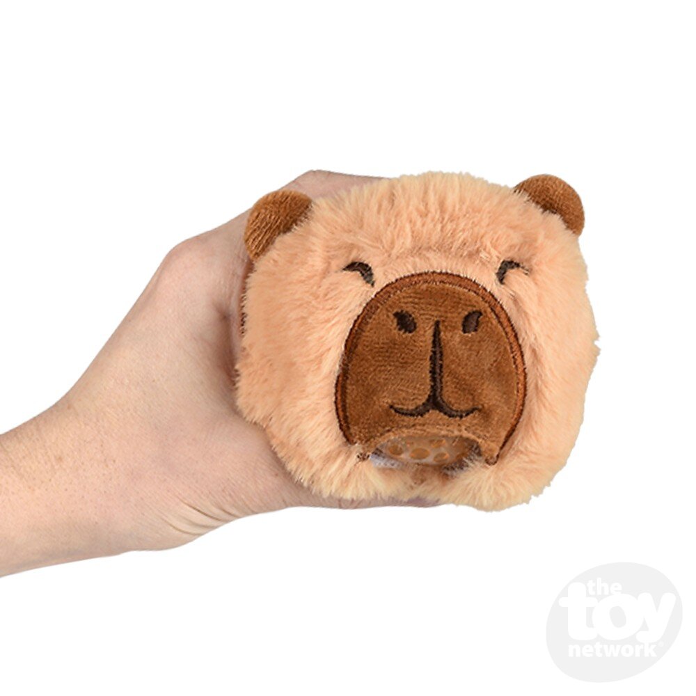 Capybara Squeezy Bead Plush Ball