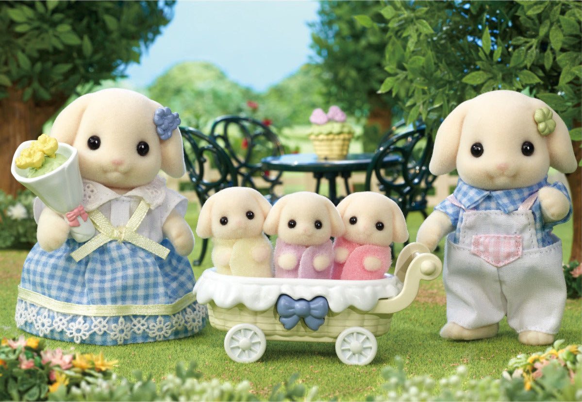 Calico Critters Flora Rabbit Family