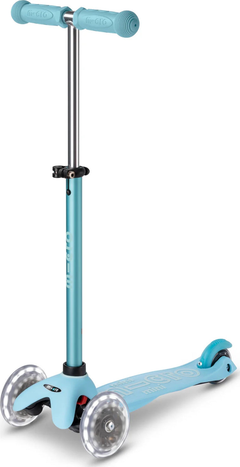 Micro Mini2Grow LED Scooter (Blue)