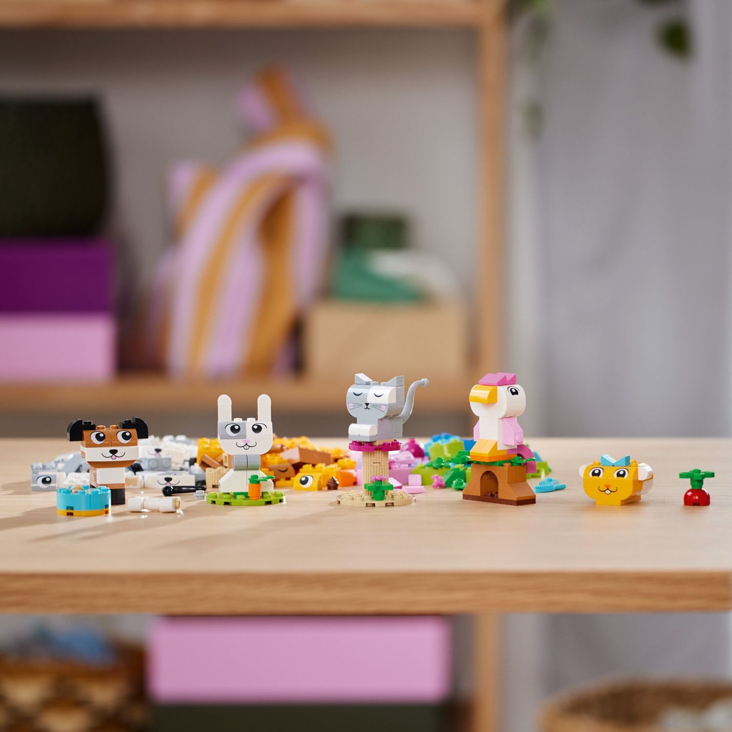 LEGO® Classic: Creative Pets