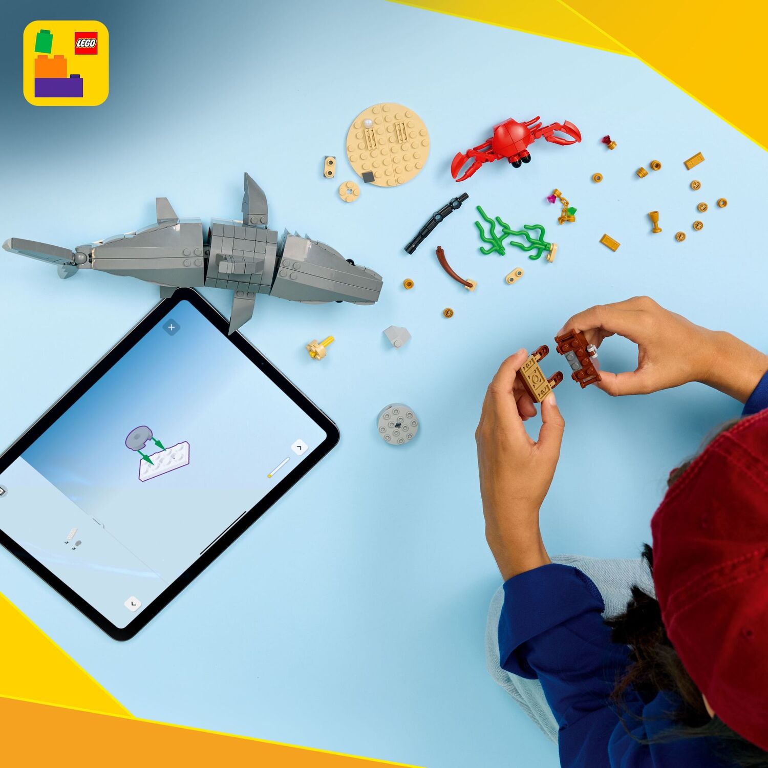 LEGO Creator: Fierce Shark with a Treasure Chest