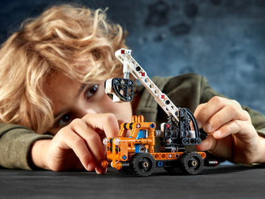 LEGO® Technic: Cherry Picker