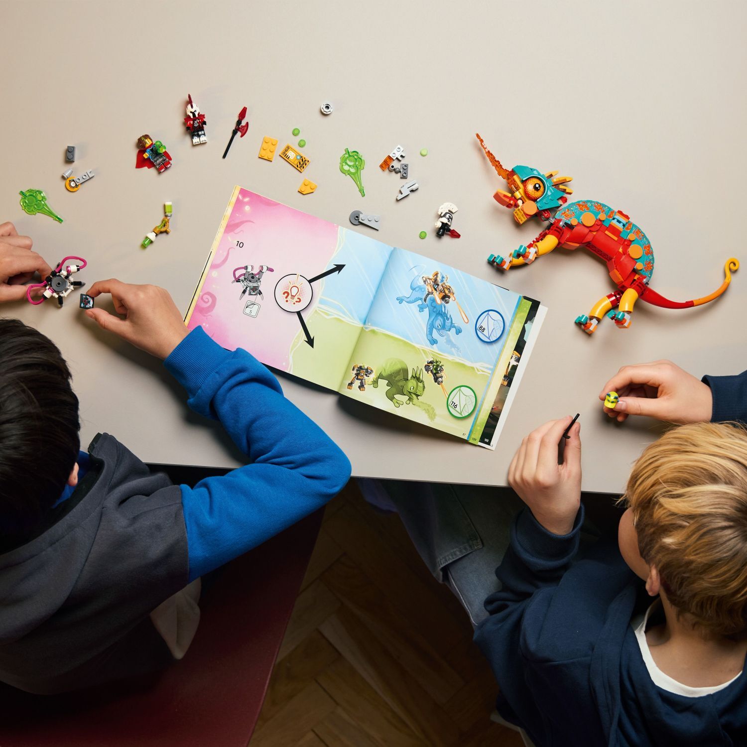 LEGO DREAMZzz: Mateo's Fire Chameleon