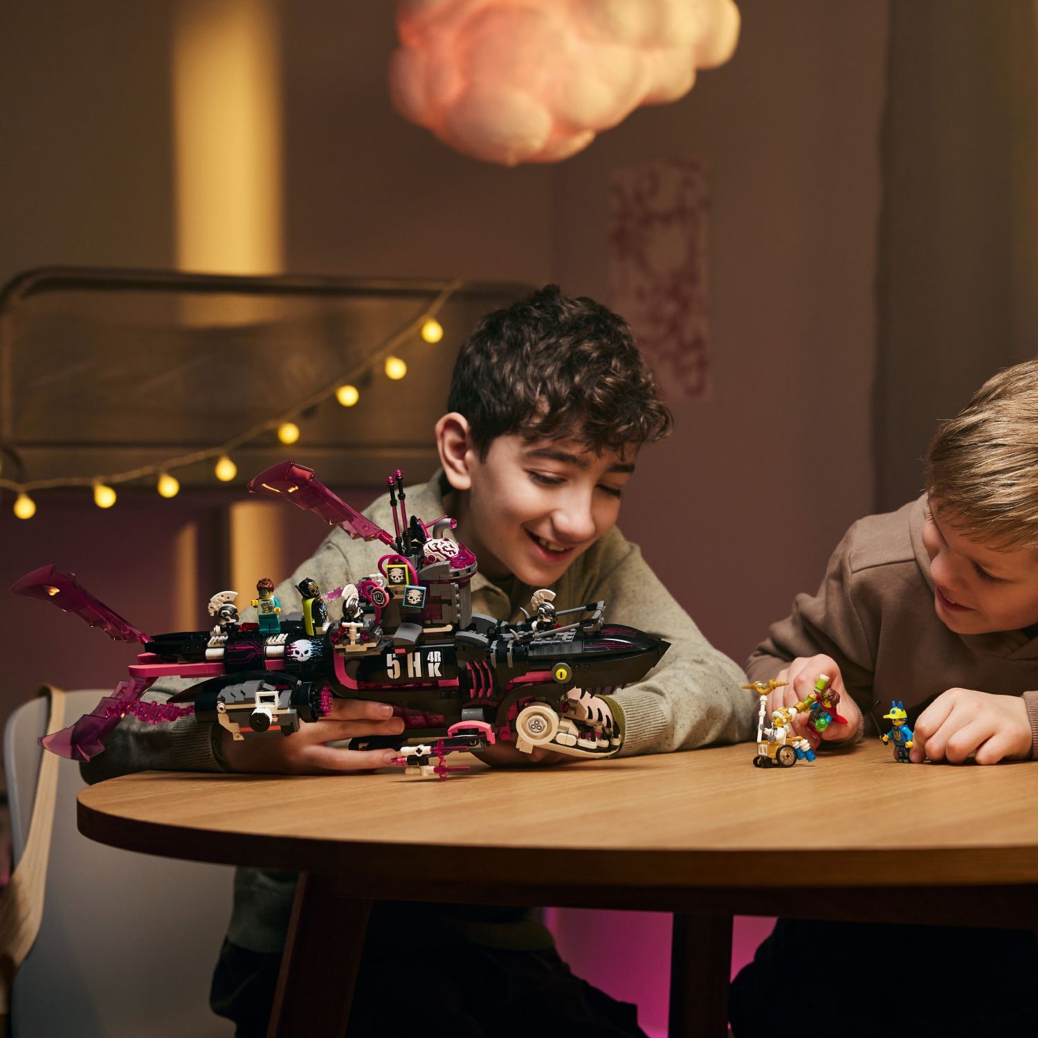 LEGO DREAMZzz: Nightmare Shark Submarine