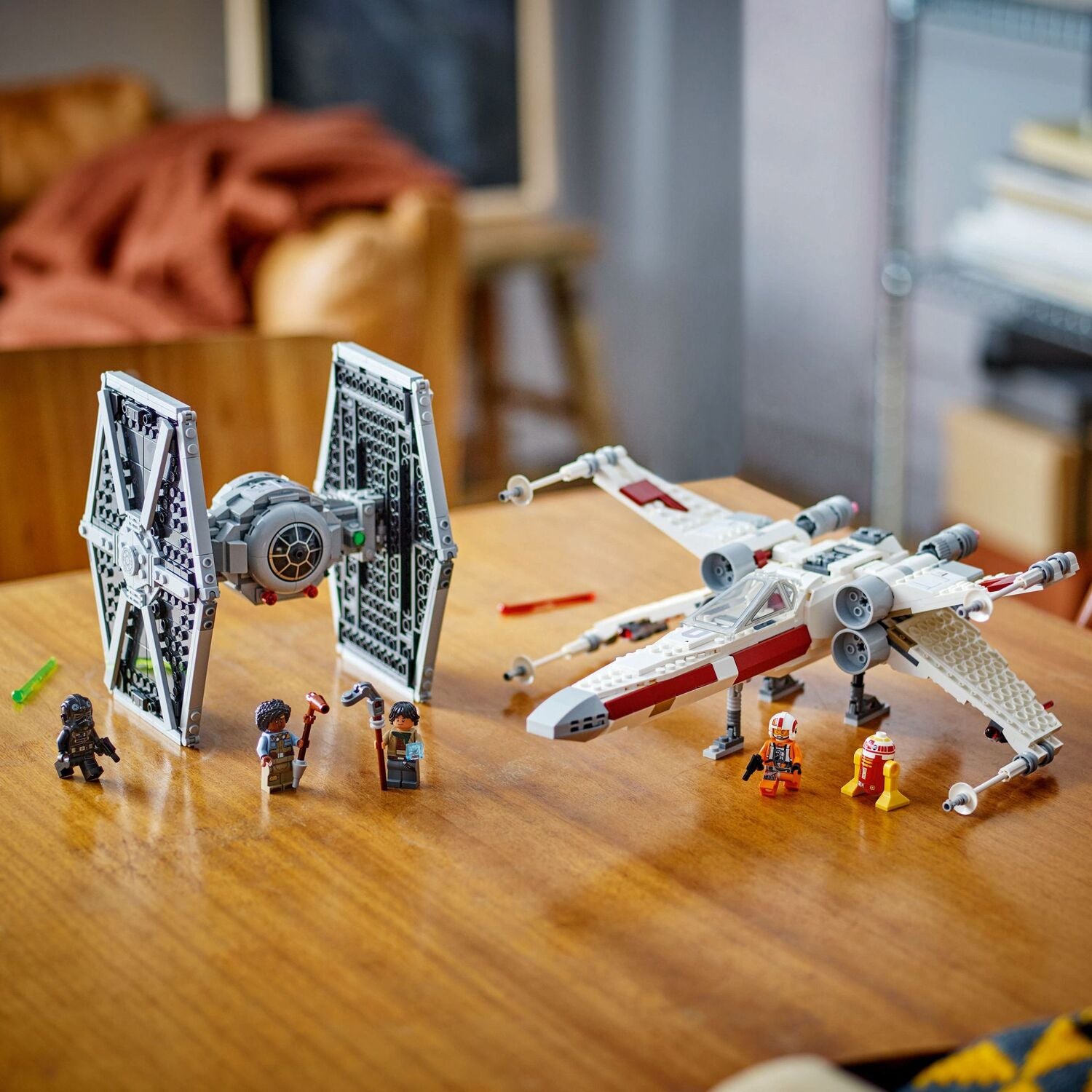 LEGO Star Wars: TIE Fighter & X-Wing Mash-up