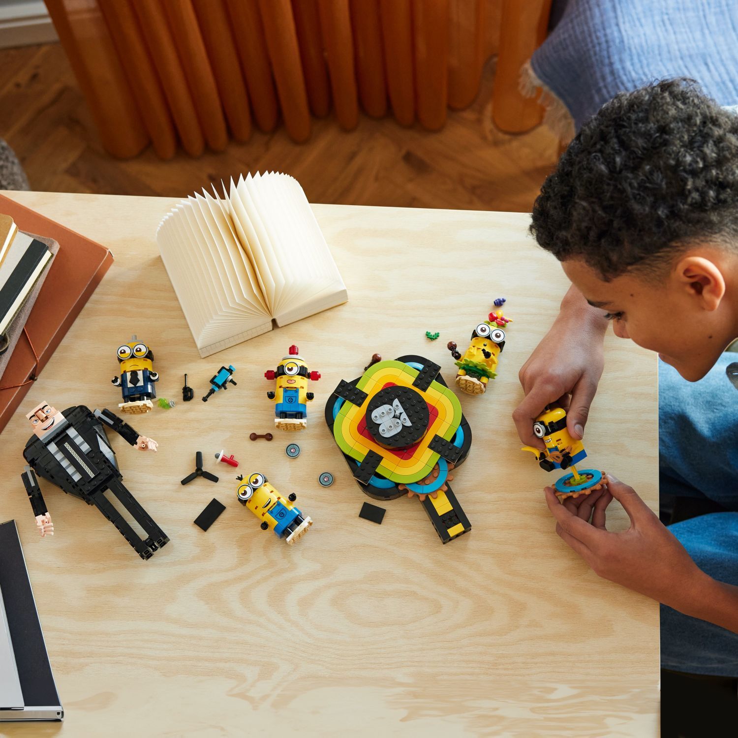 LEGO® Despicable Me: Brick-Built Gru and Minions