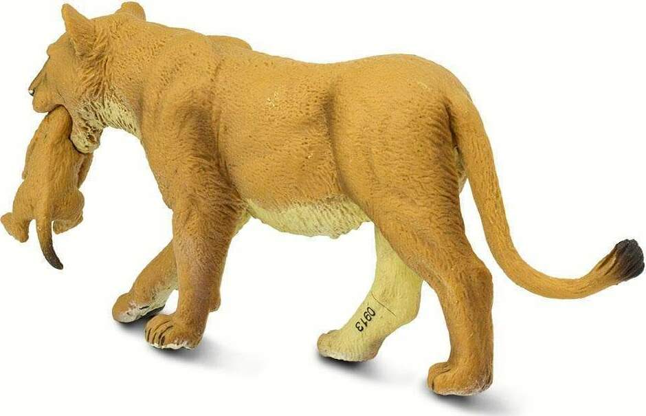 Lioness w/ Cub Figurine