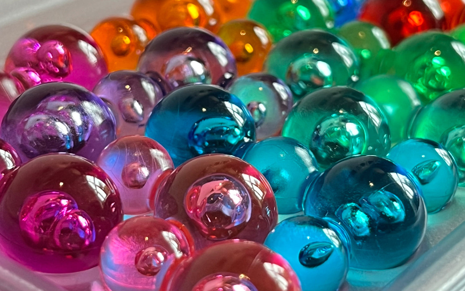 IQ Bubbles: Travel-Friendly Brain Teaser with 120 Challenges