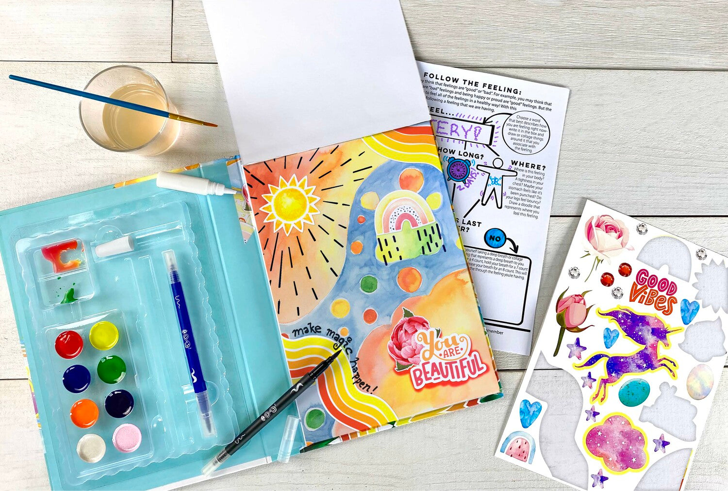 iHeart Art Travel Art Pack Watercolor + Pens — Boing! Toy Shop