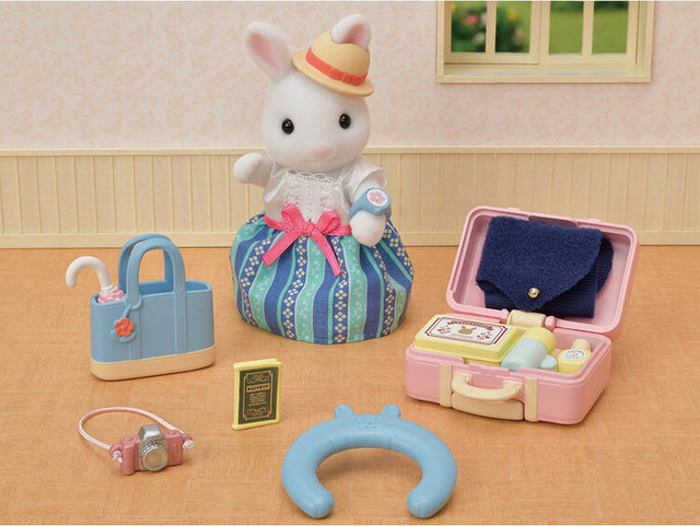 Calico Critters Weekend Travel Set - Snow Rabbit Mother